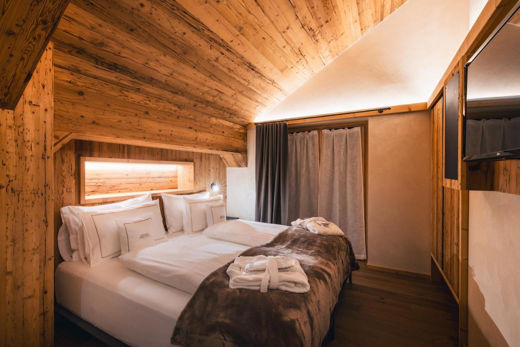 Sertorelli Sporthotel Breuil-Cervinia Exterior photo
