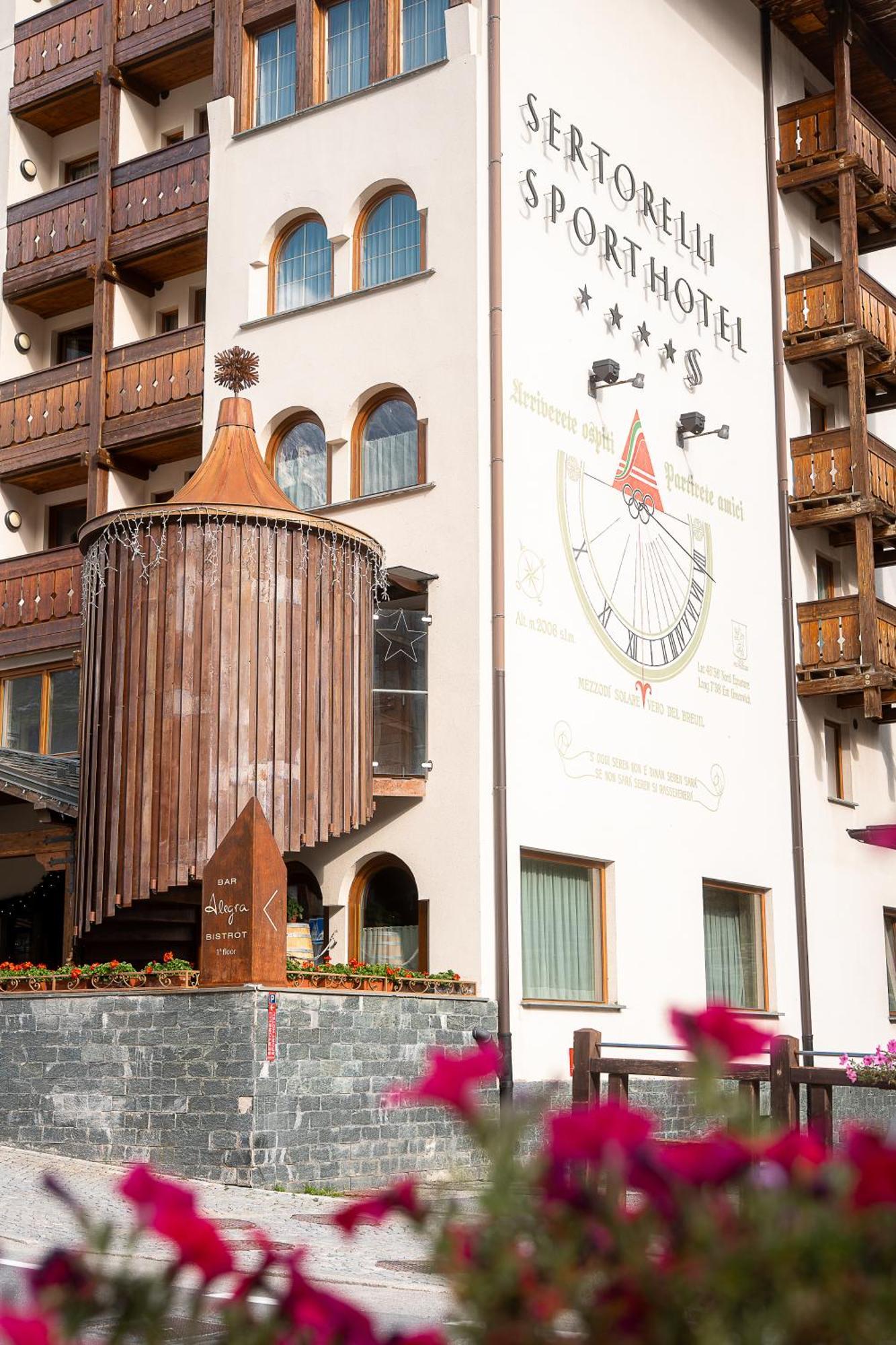 Sertorelli Sporthotel Breuil-Cervinia Exterior photo